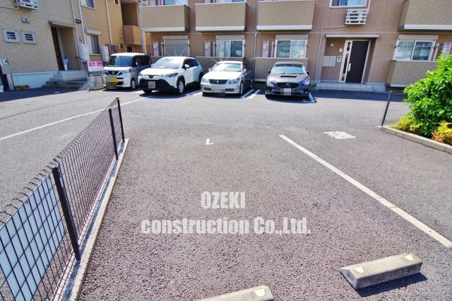 SUNSHINEBELLの駐車場