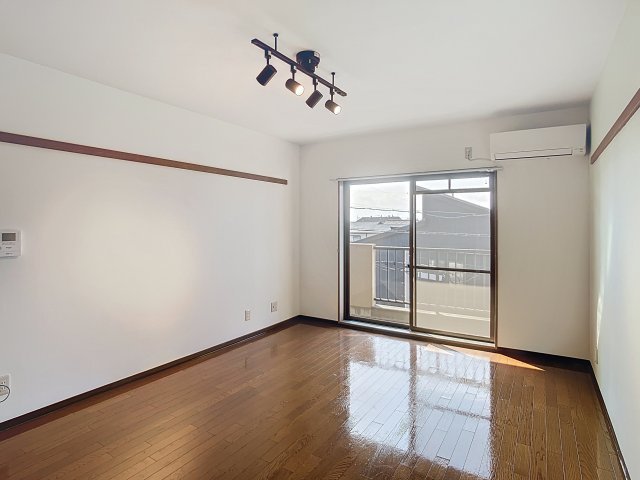 CUSTOM中島の居間・リビング|使いやすいリビングです