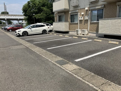 【駐車場】 | メゾン医大前桜 Ｂ | 駐車場