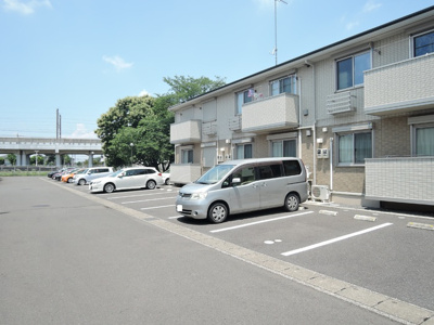 【駐車場】 | メゾン医大前桜 Ｂ | 駐車場