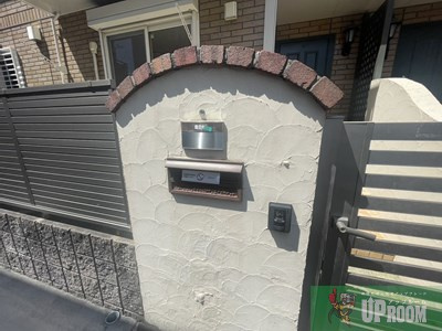 エス・ブロードⅡのエントランス