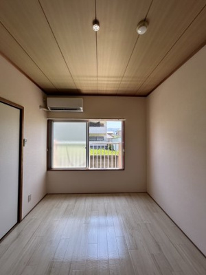 【洋室】 | ブランドールU