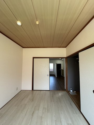 【洋室】 | ブランドールU