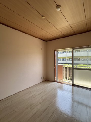 【洋室】 | ブランドールU