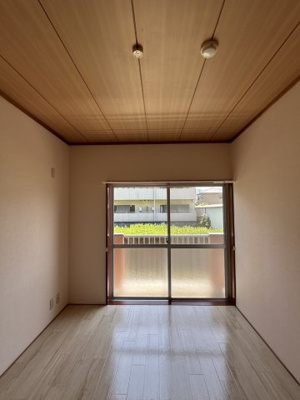 【洋室】 | ブランドールU