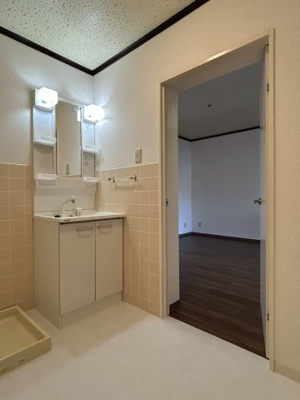 【洗面所】 | ブランドールU