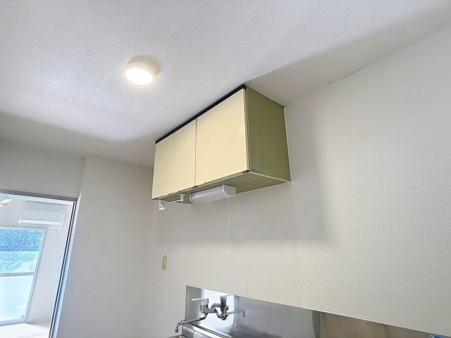 ラフォーレ半田の内装|明るい室内です