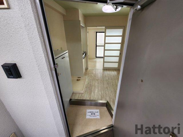 ファミーユ垂水の玄関