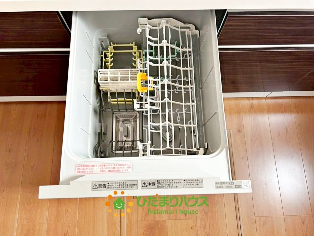 白岡市白岡11期　新築一戸建て　05　エルデの設備|4人分の食器を洗浄できます！