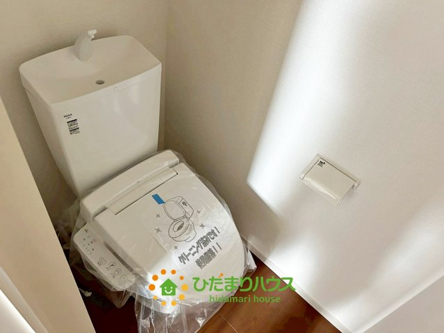 白岡市白岡11期　新築一戸建て　05　エルデのトイレ|二階トイレ
