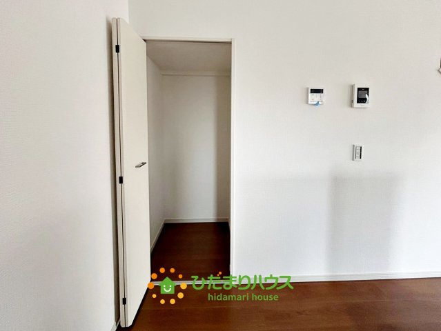 白岡市白岡11期　新築一戸建て　05　エルデの収納|貯蔵庫にもできます！！