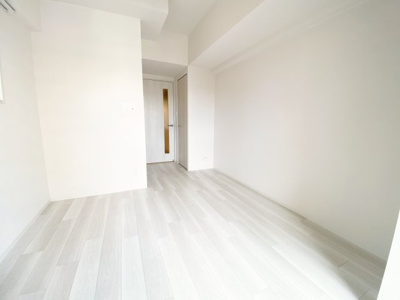 【居間・リビング】 | エスリードザ・カレント大阪 | 使いやすい居間です