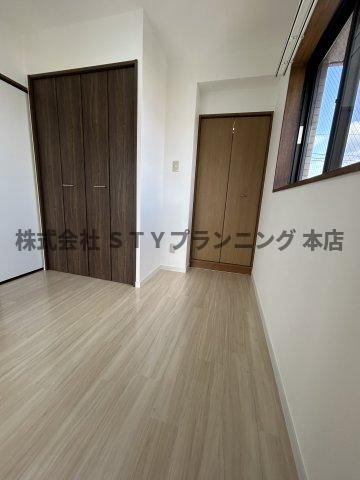 仲介手数料０円！コアプリシードの洋室