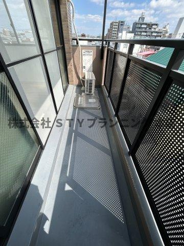 仲介手数料０円！コアプリシードのバルコニー