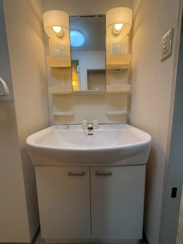 レジデンス中島の洗面所