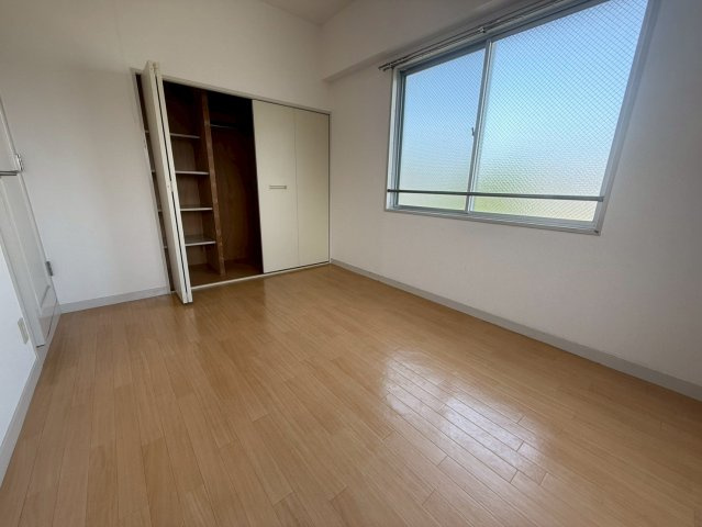 レジデンス中島の寝室