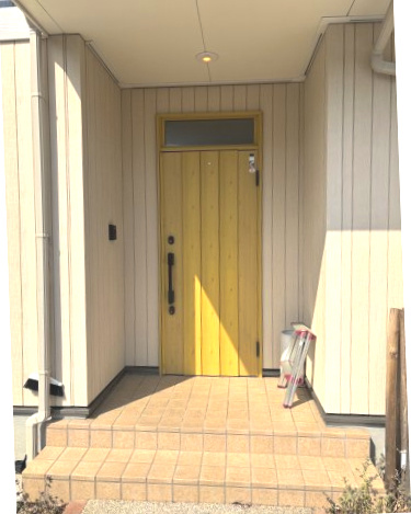 【4SLDK】中央台高久1丁目の玄関