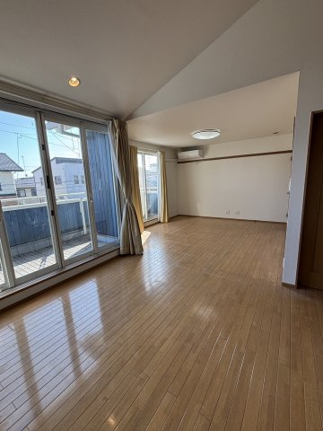 【4SLDK】中央台高久1丁目の居間・リビング|２Fリビング