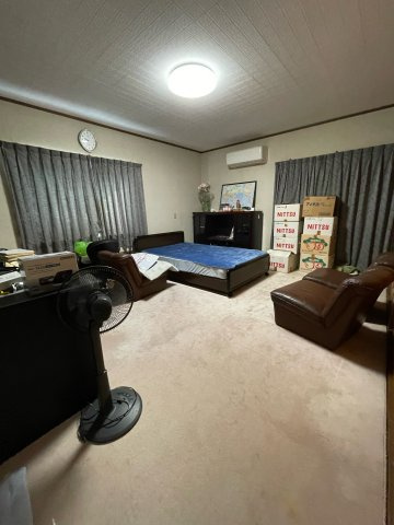 上福岡町　戸建の洋室