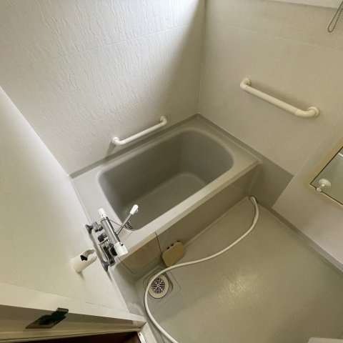 登別市常盤町3丁目8-2戸建の浴室