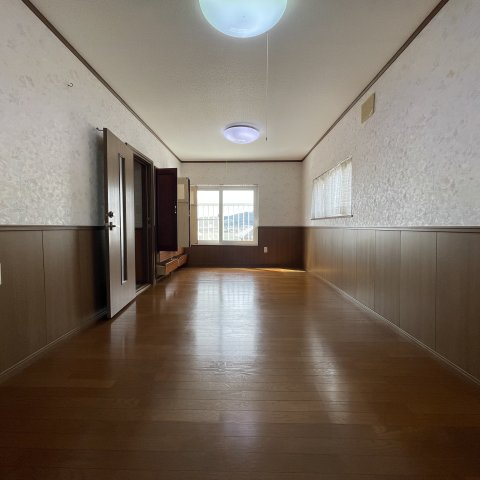 登別市常盤町3丁目8-2戸建の居間・リビング