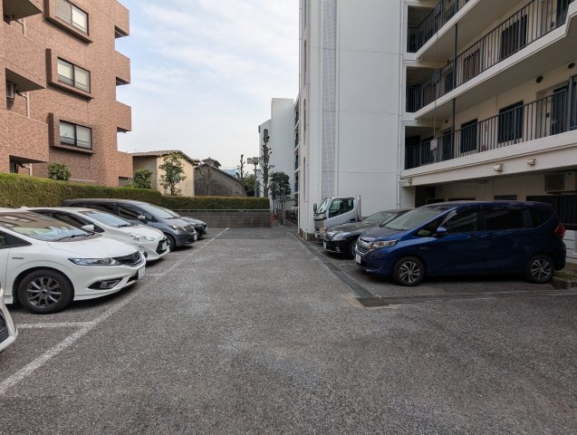 グリーンパーク扇の駐車場