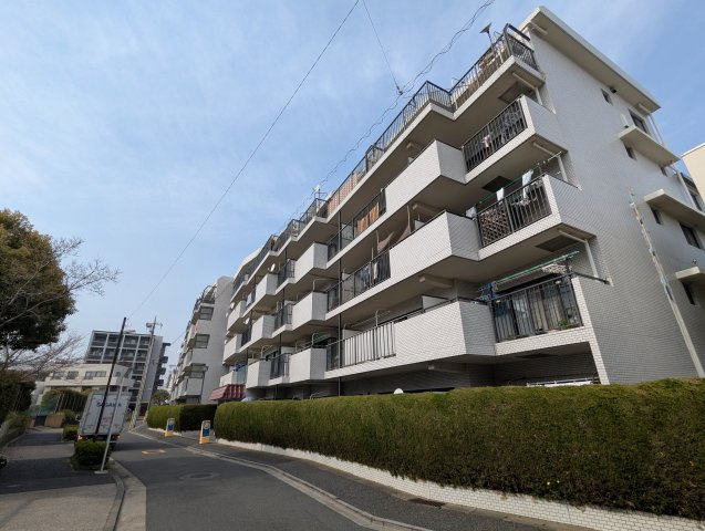 グリーンパーク扇の外観