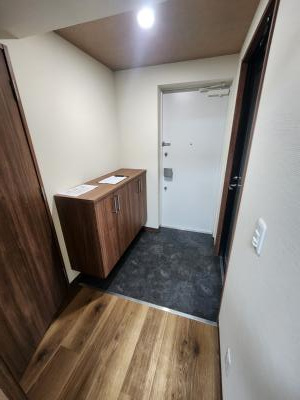 エテルノアレイアの玄関