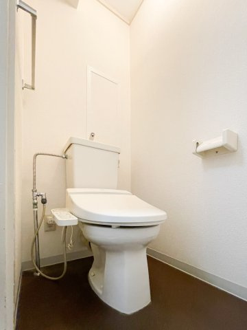 サニーハウス六甲台のトイレ|清潔感のあるトイレです