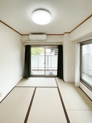 サニーハウス六甲台の和室|日本らしい落ち着いた雰囲気の和室です