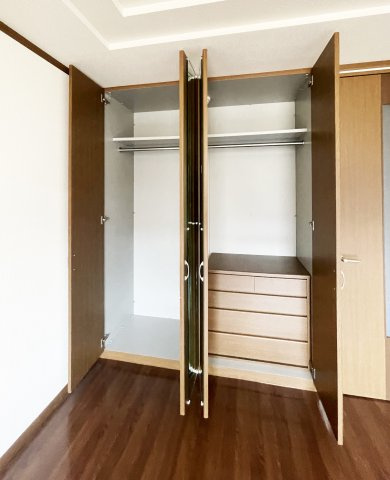 パークヒルズ庄町の収納