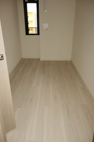 シーズンフラッツ東十条の洋室