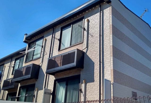 レオパレスシャルム