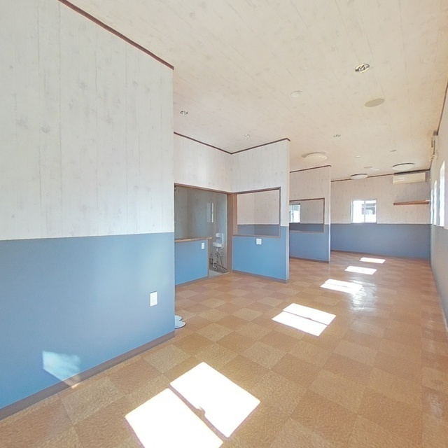 蘇原花園町店舗・事務所の居間・リビング