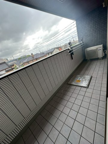 【バルコニー】