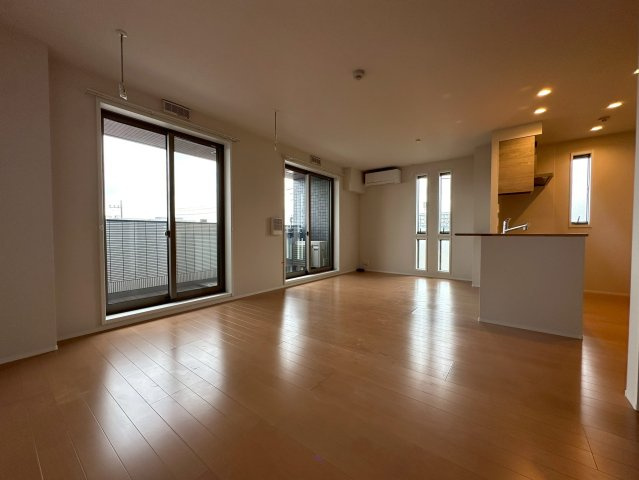 【居間・リビング】