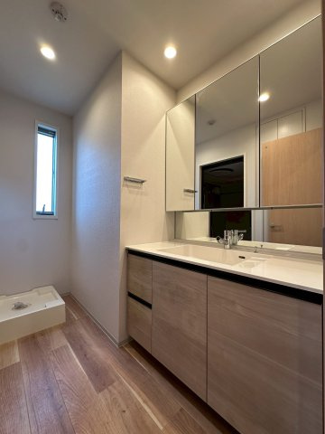 【独立洗面台】