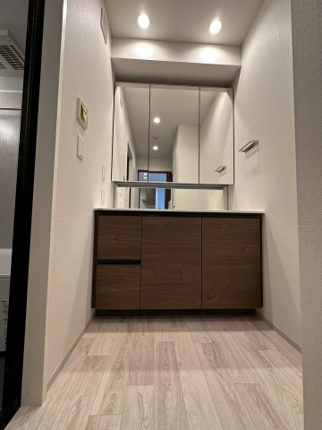 【独立洗面台】