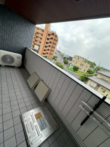 【バルコニー】