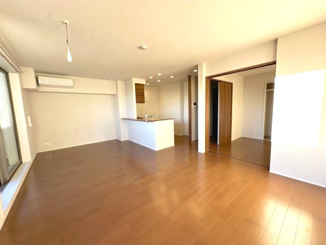 【居間・リビング】