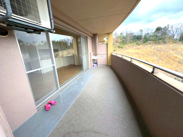 リヴェール富雄二番館のバルコニー