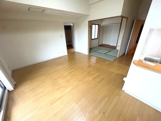 リヴェール富雄二番館