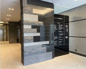 関電不動産梅田新道ビルのエントランス