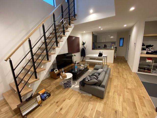 瀬戸西町　1丁目　中古戸建の居間・リビング