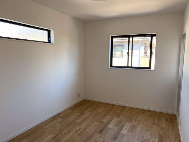 瀬戸西町　1丁目　中古戸建の洋室