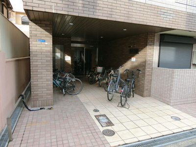 【エントランス】 | Y’sパレス桑津