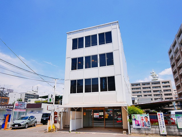 三洋ビルの外観