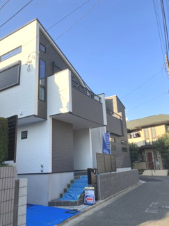 【前面道路含む現地写真】 | A号棟　現地写真（2025/１１/１０撮影）