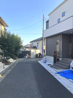 【前面道路含む現地写真】 | A号棟　現地写真（2025/１１/１０撮影）