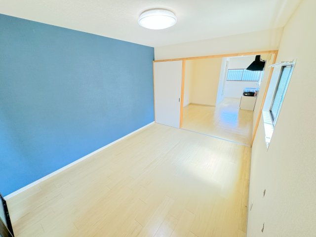 たつみレジデンスの洋室|※他号室の写真となります。